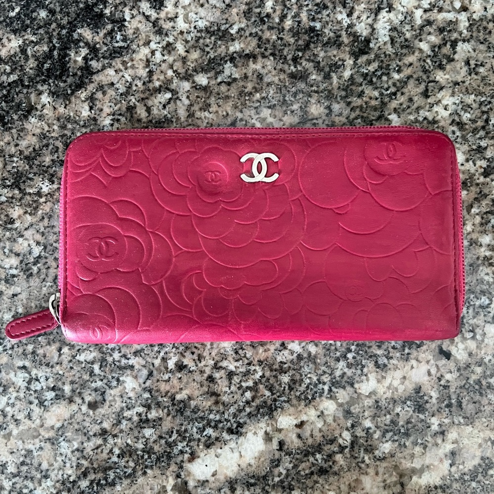 Chanel Pink Camilla Leather Wallet - Picture 3 of 12